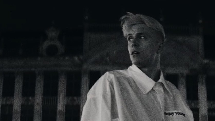 Loïc Nottet nous touche en plein cœur avec &laquo;&nbsp;Mr/Mme&nbsp;&raquo;